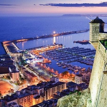 Apartamento De Diseno Centrico A 5 Min De Playa Alicante Eksteriør bilde