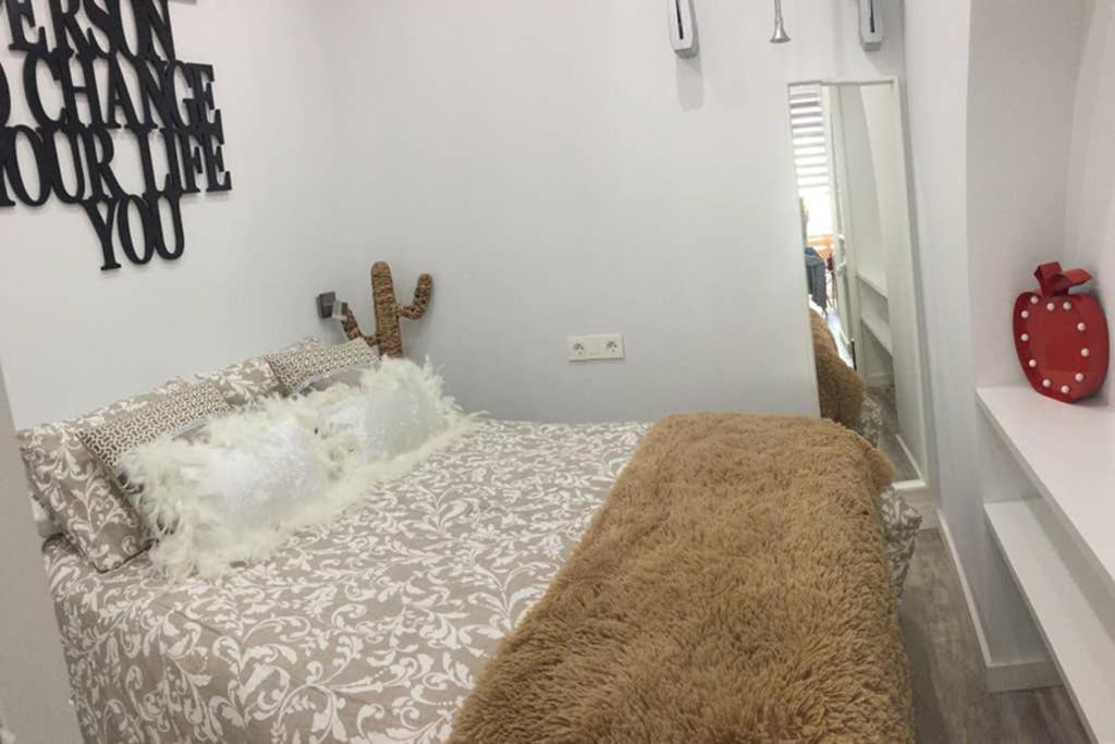 Apartamento De Diseno Centrico A 5 Min De Playa Alicante Eksteriør bilde